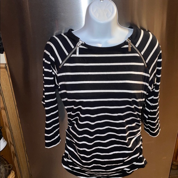 Micheal Kors Navy Zipper Top - Picture 9 of 13